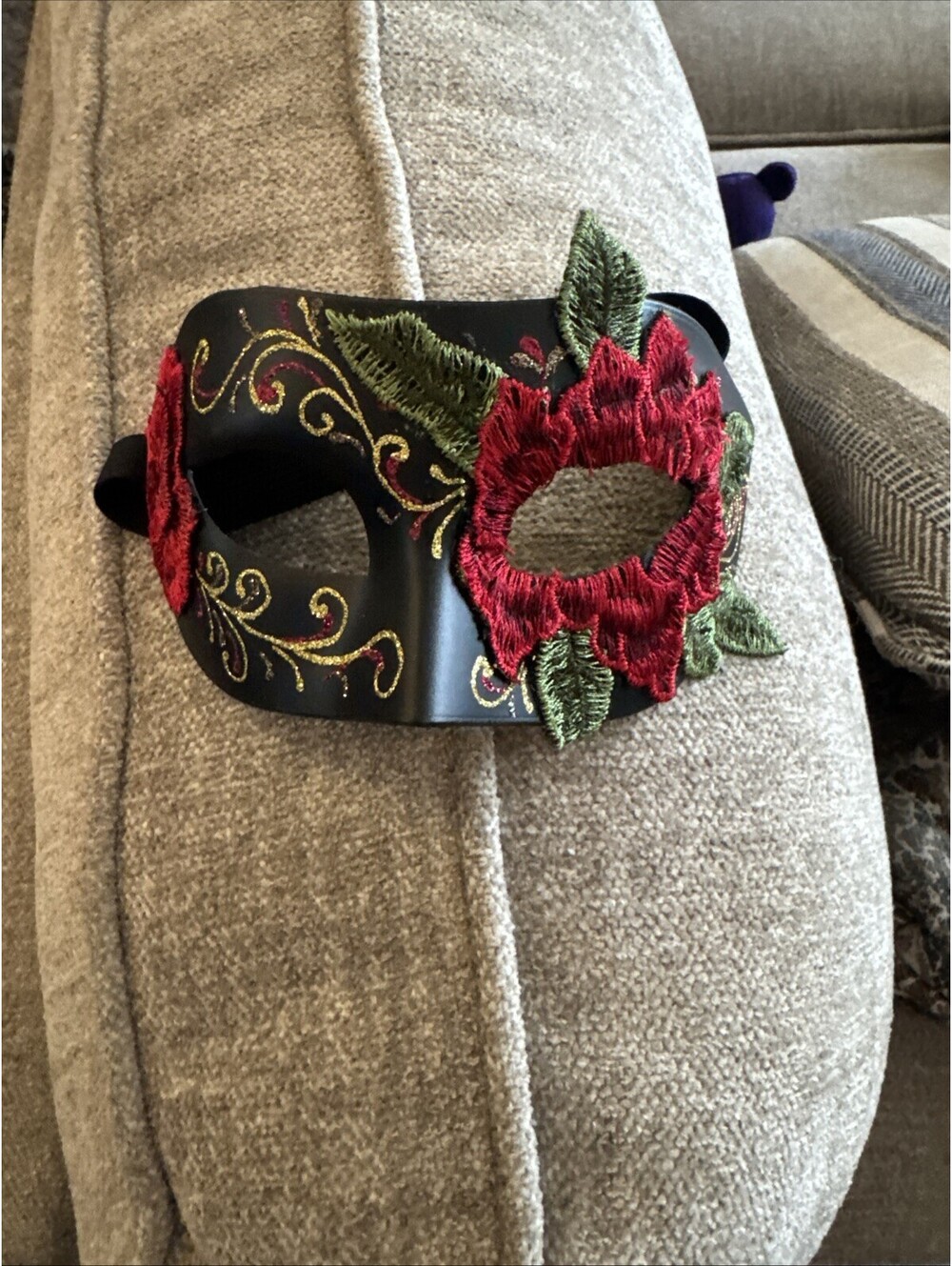 Masquerade Mask Roses